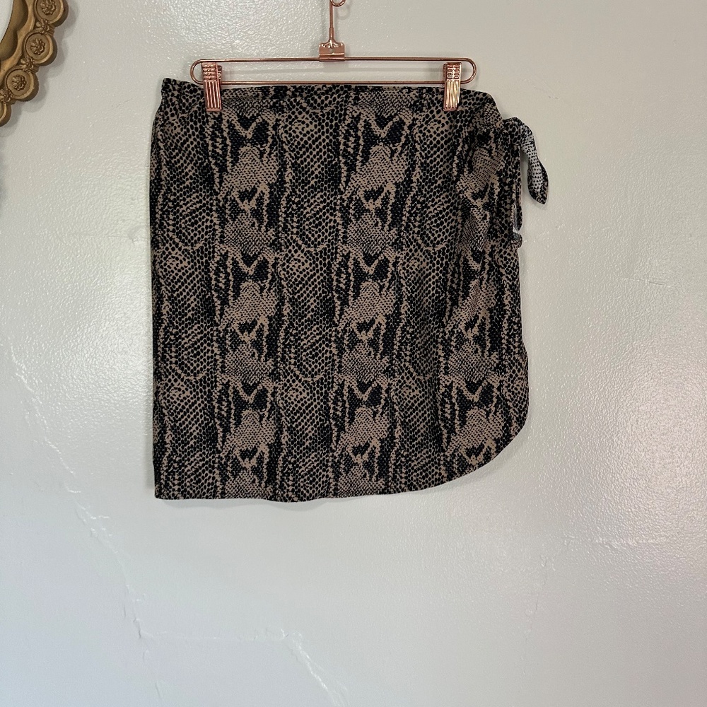 Vintage Liz Claiborne 90s Sarong Wrap Swim Coverup Skirt, Animal Print